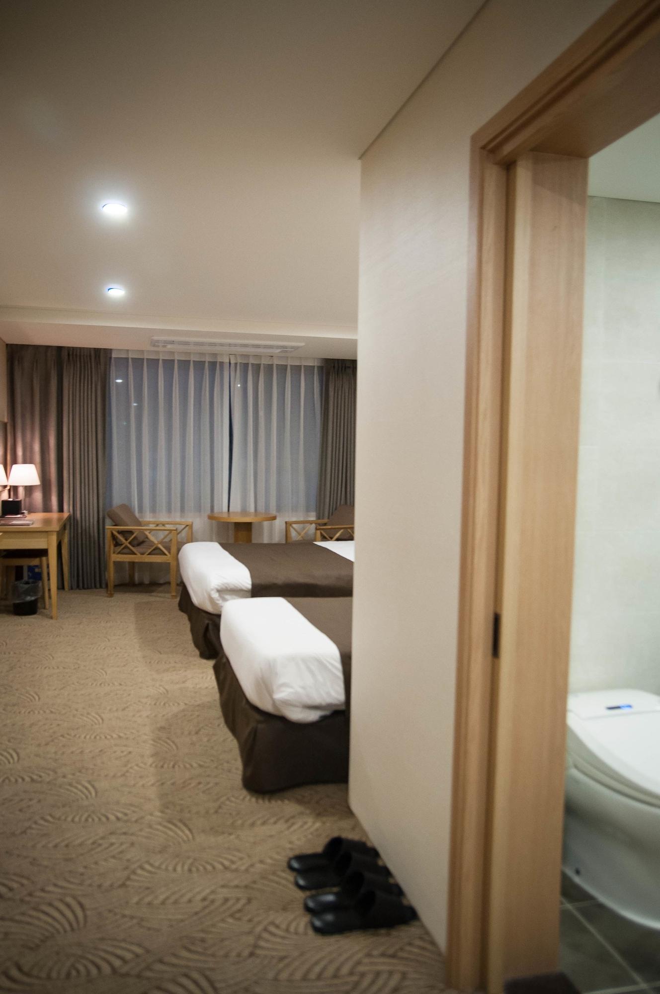 Benikea Jungmun Hotel Seogwipo Eksteriør billede