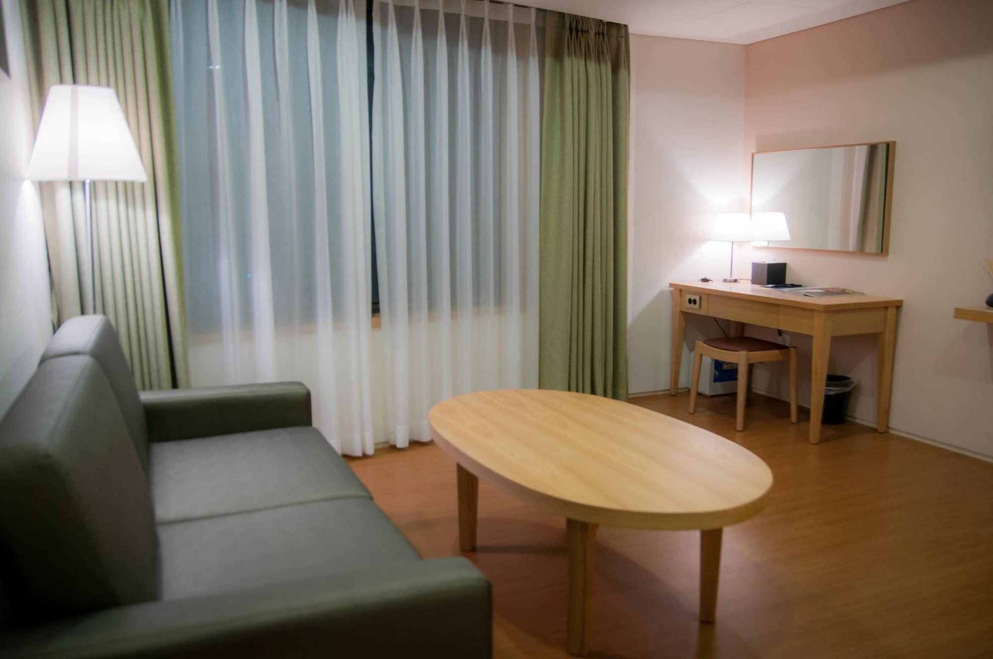 Benikea Jungmun Hotel Seogwipo Eksteriør billede