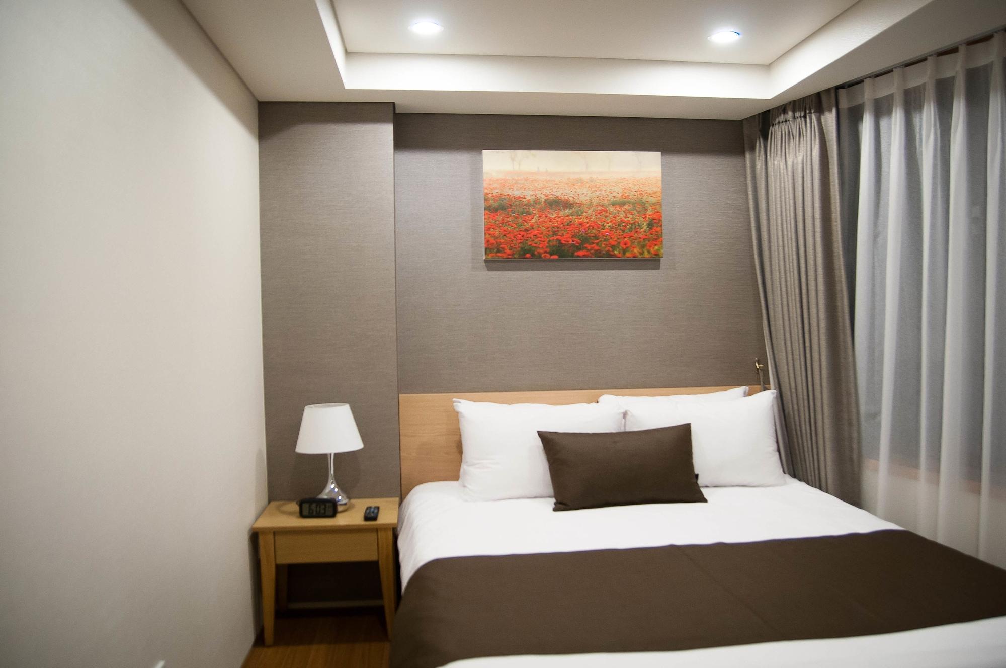 Benikea Jungmun Hotel Seogwipo Eksteriør billede